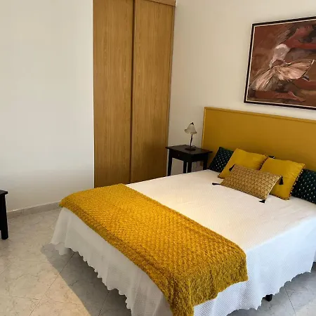Sea View - Yellow